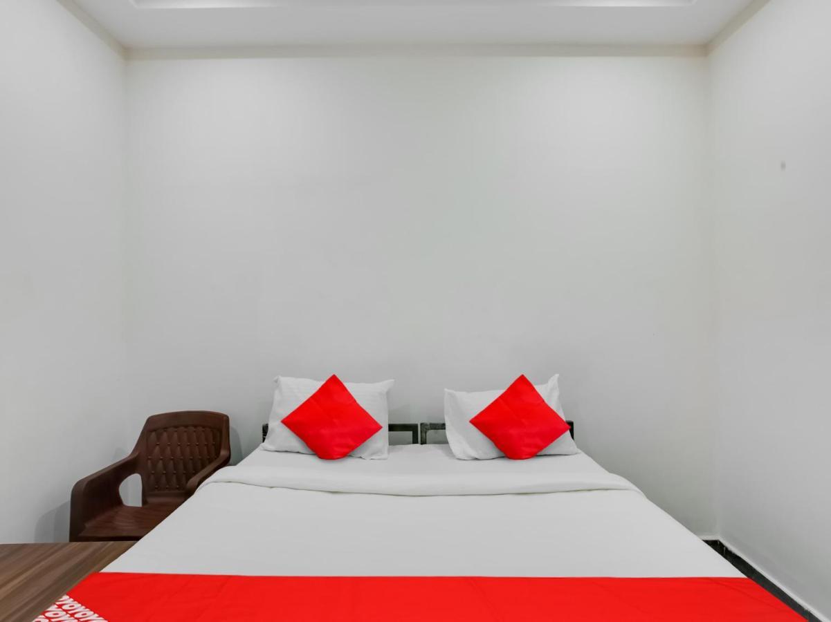 Hotel O Manjushree Boarding & Lodging Nearby Dr.Br Ambedkar Stadium Basveshwar Nagar バンガロール エクステリア 写真
